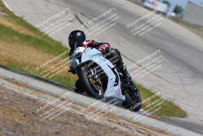 media/Apr-24-2023-Fastrack Riders (Mon) [[2ca7ef103c]]/Private Group/Session 4 (Outside Grapevine)/